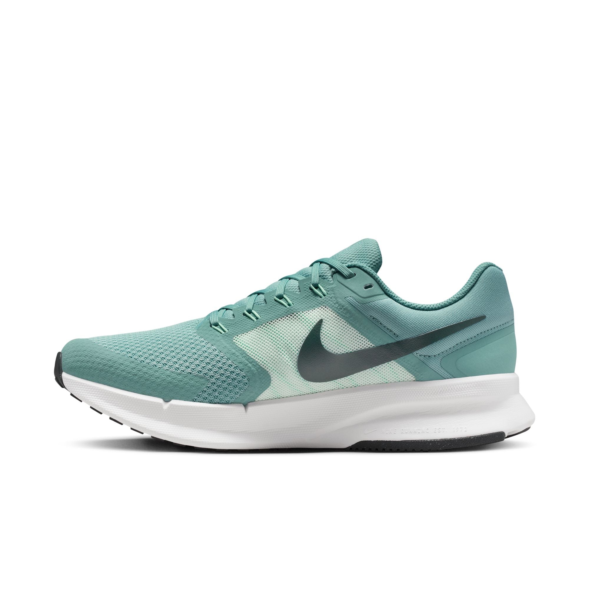 nike running tennis shoes