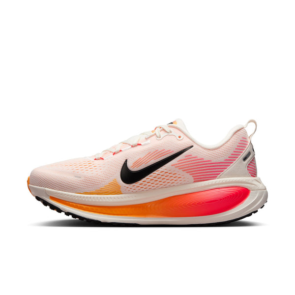 W NIKE VOMERO 18