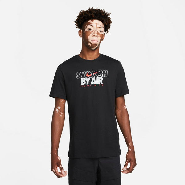 AS M NSW TEE SWOOSH BY AIR GX