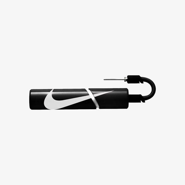 NIKE ESSENTIAL BALL PUMP