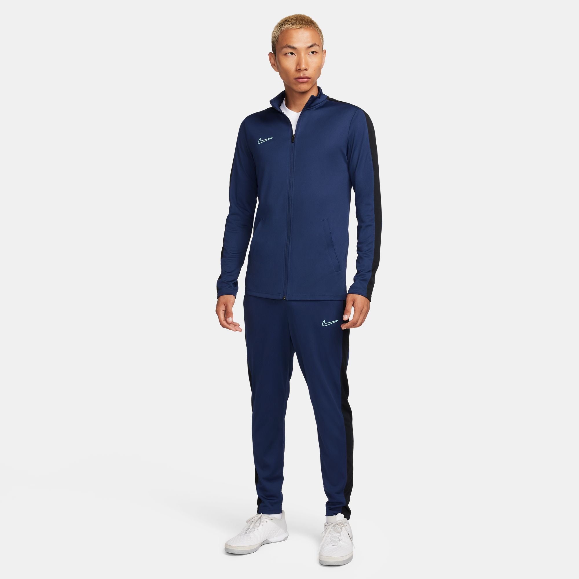 Buy Nike Men s Track Suits Online SPL Speed Pvt. Ltd